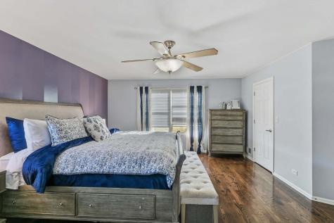 737 West St Johns Place Addison IL 60101