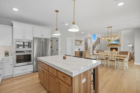 23039 Lakeview Estates Boulevard Frankfort IL 60423