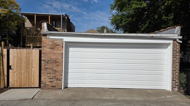 7337 South University Avenue Chicago IL 60619