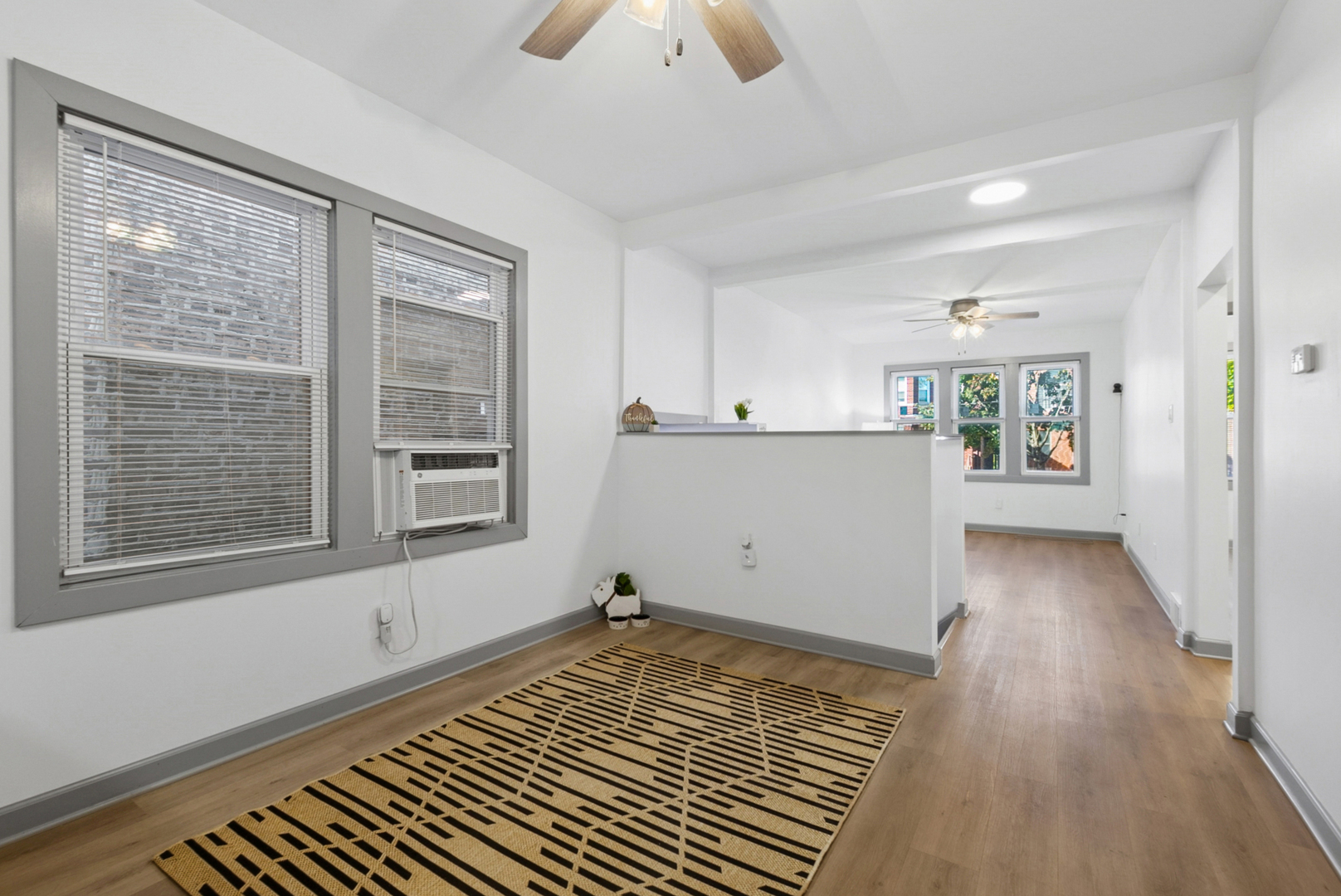 7337 South University Avenue Chicago IL 60619