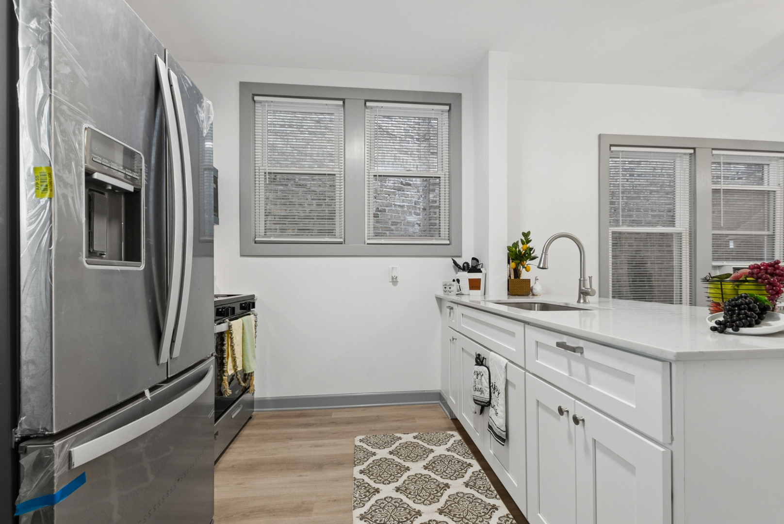 7337 South University Avenue Chicago IL 60619