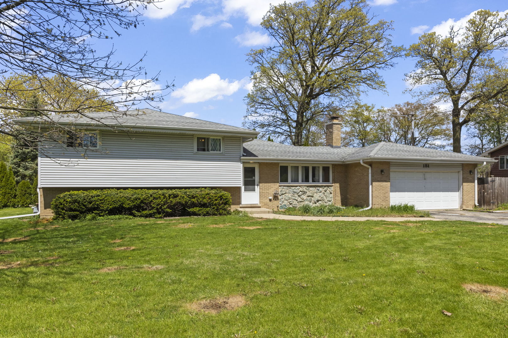 151 Catalpa Avenue Wood Dale IL 60191