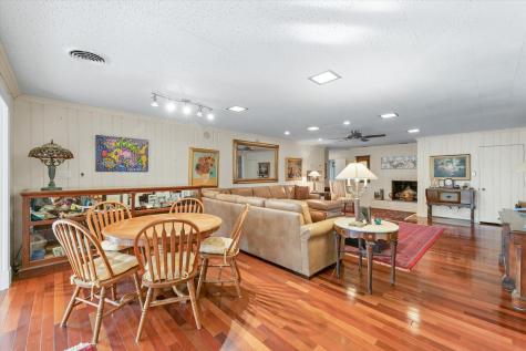 22 Greencroft Drive Champaign IL 61821
