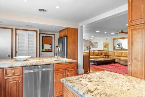 22 Greencroft Drive Champaign IL 61821