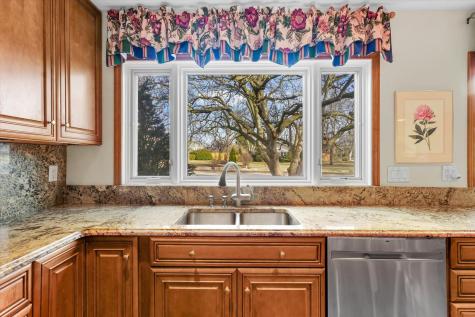22 Greencroft Drive Champaign IL 61821