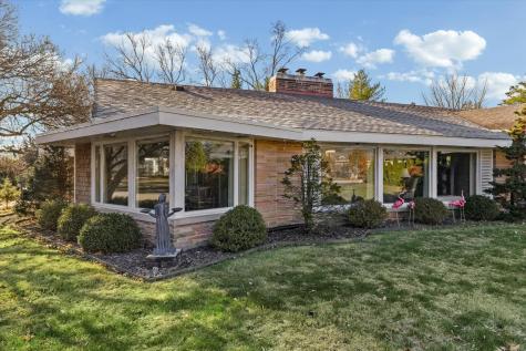 22 Greencroft Drive Champaign IL 61821