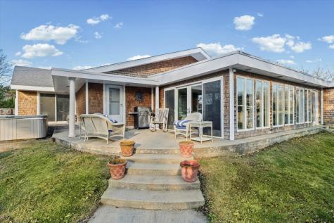 22 Greencroft Drive Champaign IL 61821