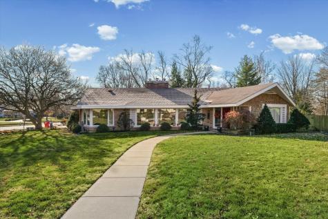 22 Greencroft Drive Champaign IL 61821