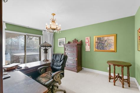 22 Greencroft Drive Champaign IL 61821