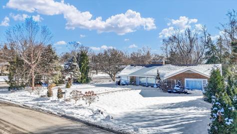 22 Greencroft Drive Champaign IL 61821