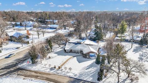 22 Greencroft Drive Champaign IL 61821