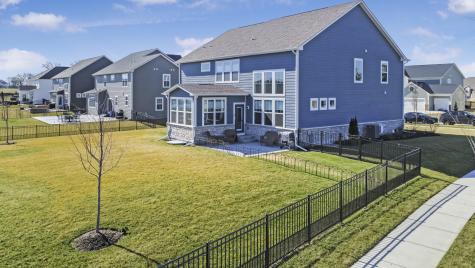 12431 Eileen Street Lemont IL 60439