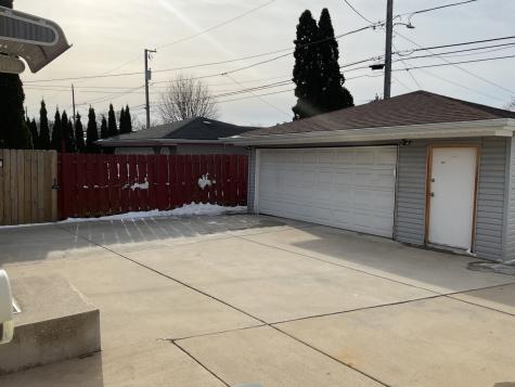 604 Exchange Avenue Calumet City IL 60409