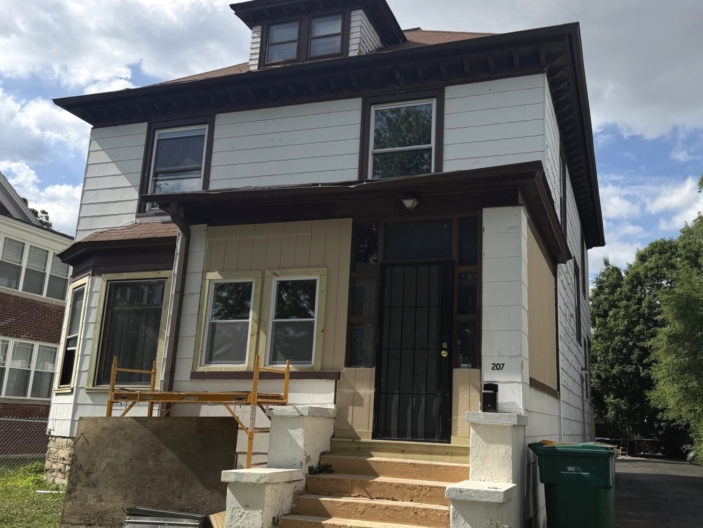 207 2ND Avenue Joliet IL 60433