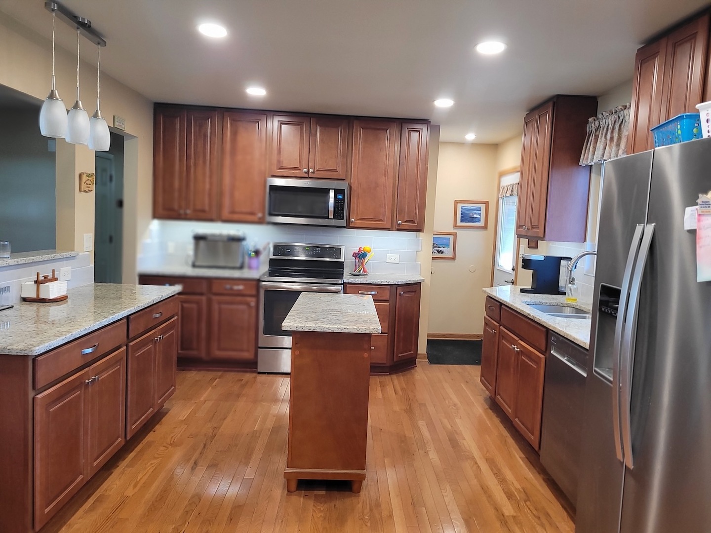 729 Cynthia Lane Glendale Heights IL 60139