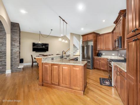 1454 East Northwest Highway Arlington Heights IL 60004