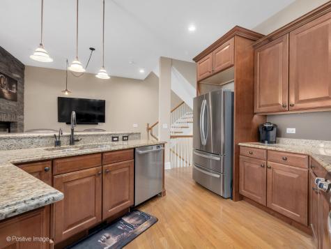1454 East Northwest Highway Arlington Heights IL 60004