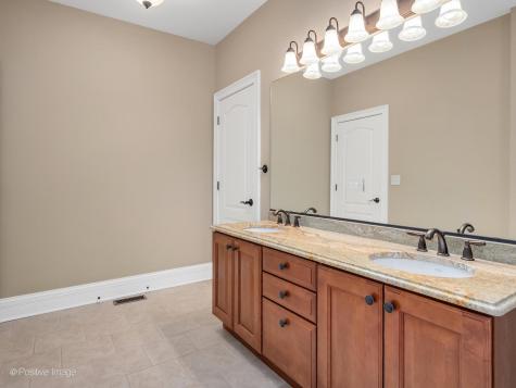 1454 East Northwest Highway Arlington Heights IL 60004