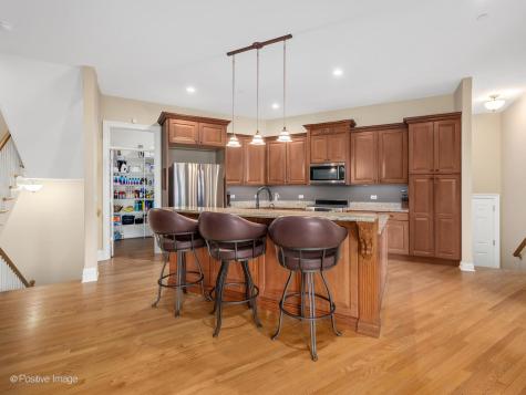 1454 East Northwest Highway Arlington Heights IL 60004
