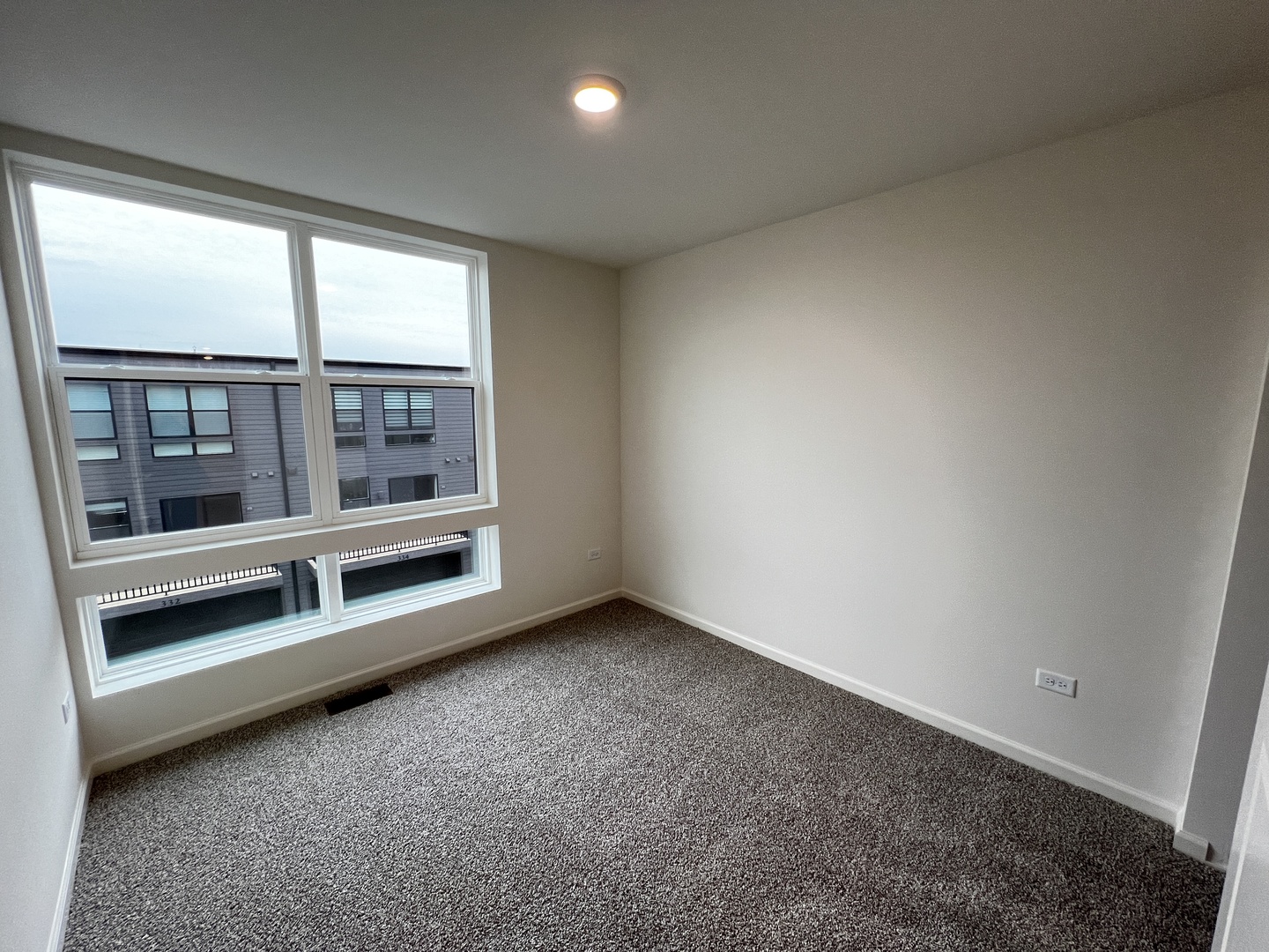 383 Summit Circle Lombard IL 60148
