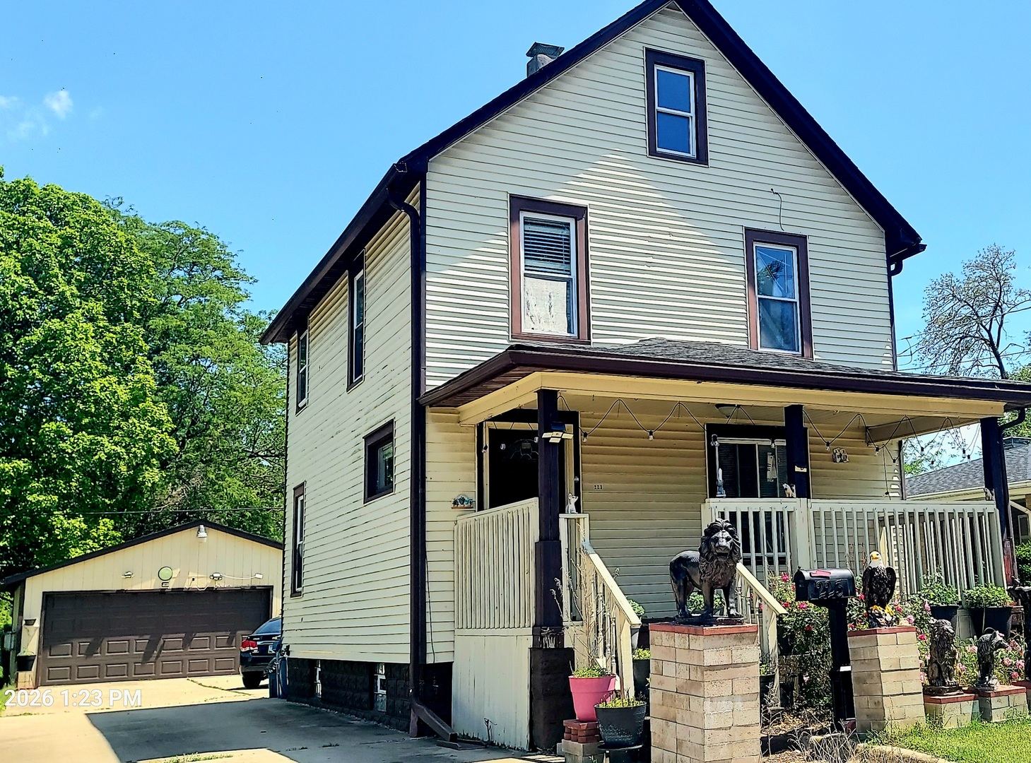 223 North Sumner Avenue Aurora IL 60505