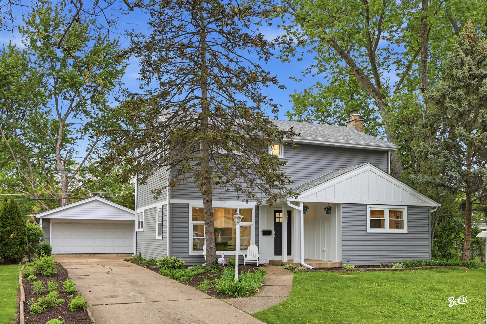 2002 Hawk Court Rolling Meadows IL 60008
