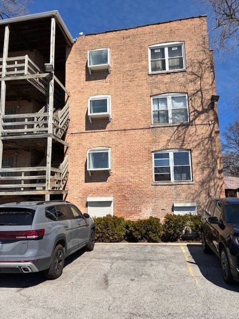 8010 South Ridgeland Avenue Chicago IL 60617