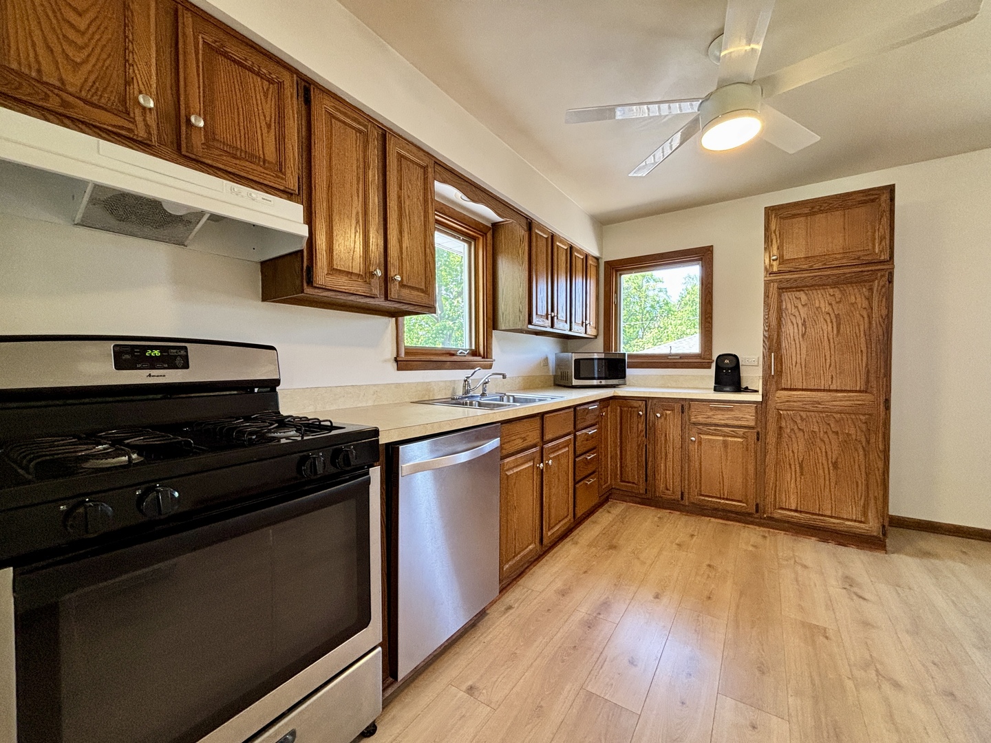 533 East Elm Street Wheaton IL 60189