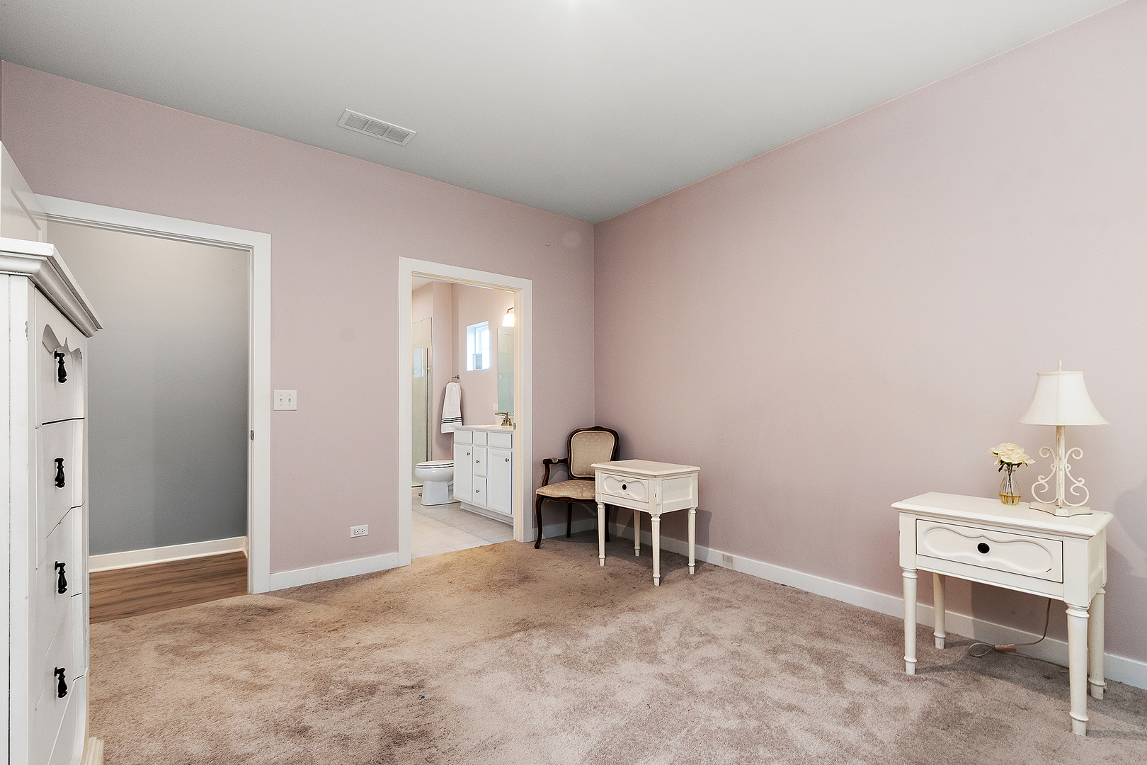 2019 Royalglen Drive New Lenox IL 60451