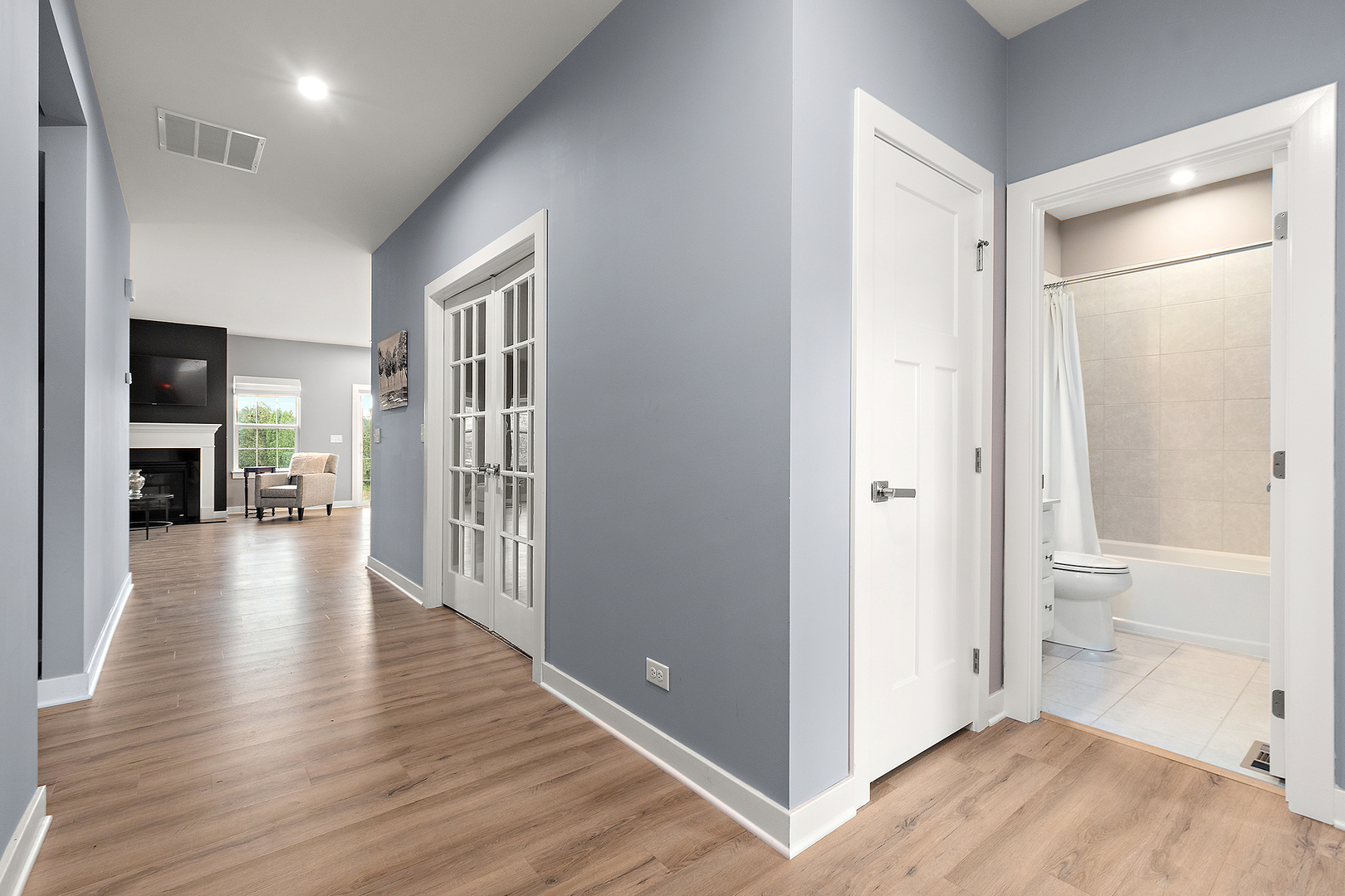 2019 Royalglen Drive New Lenox IL 60451