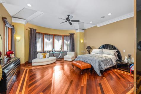 904 South Edgewood Lane Mount Prospect IL 60056