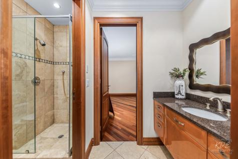 904 South Edgewood Lane Mount Prospect IL 60056