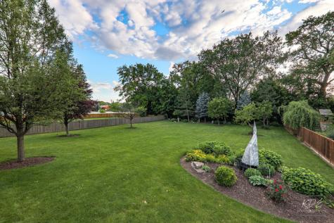 904 South Edgewood Lane Mount Prospect IL 60056