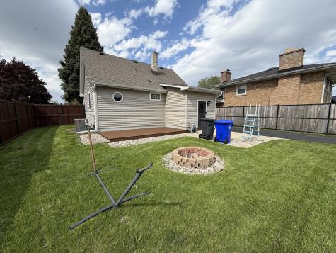 7841 45TH Place Lyons IL 60534