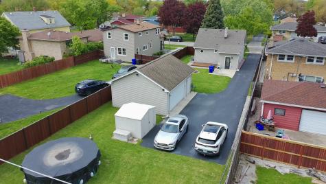 7841 45TH Place Lyons IL 60534