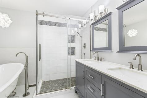 308 Lunt Avenue Schaumburg IL 60193