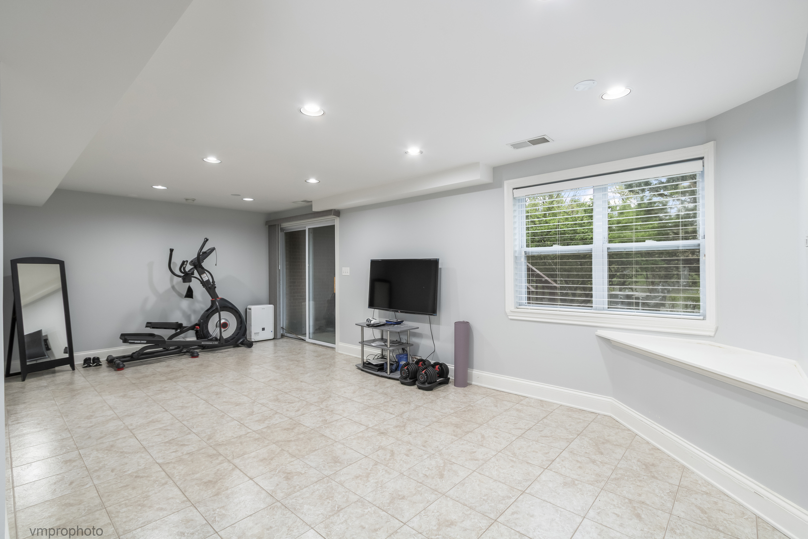 308 Lunt Avenue Schaumburg IL 60193