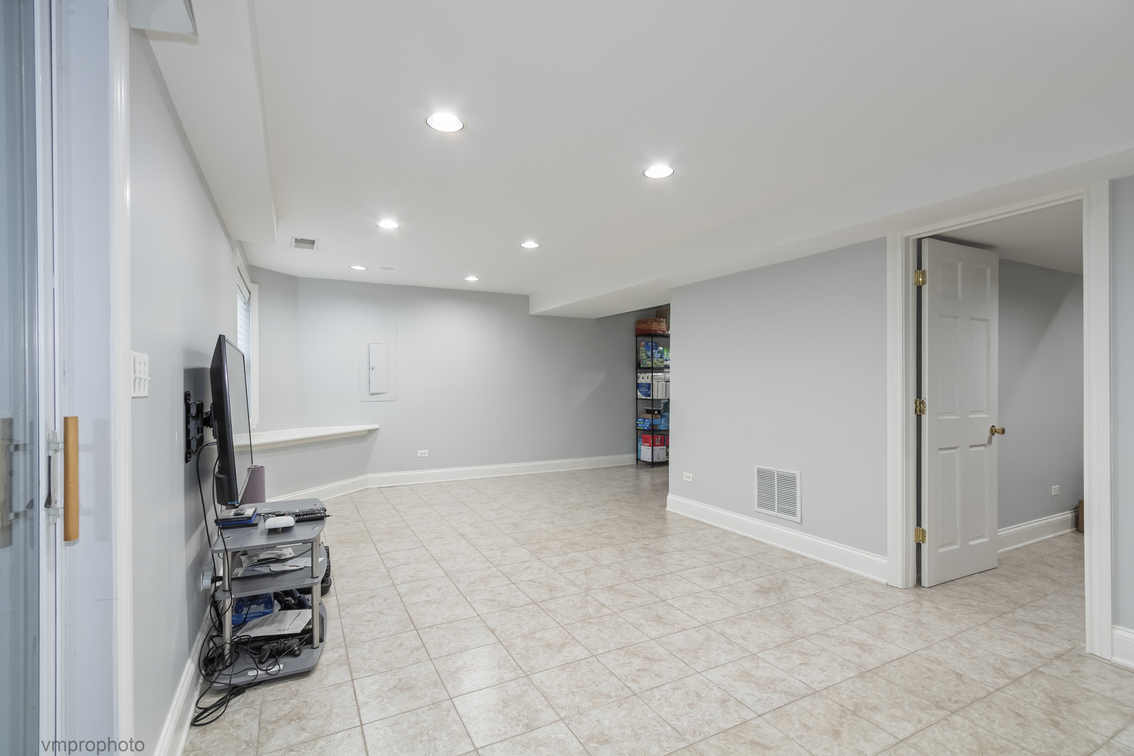 308 Lunt Avenue Schaumburg IL 60193