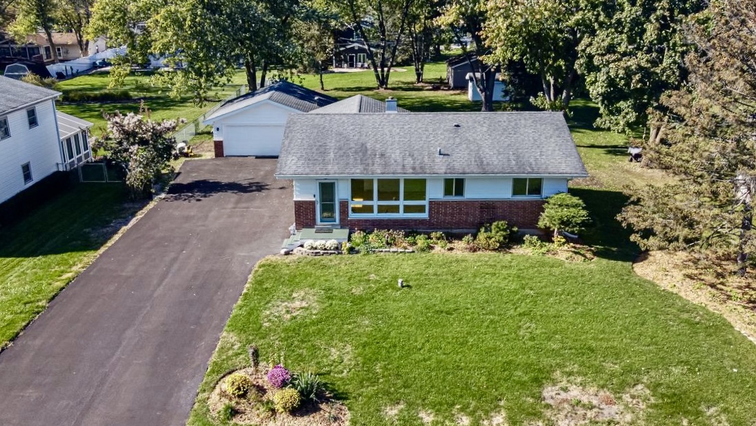 1N274 Woods Avenue Carol Stream IL 60188