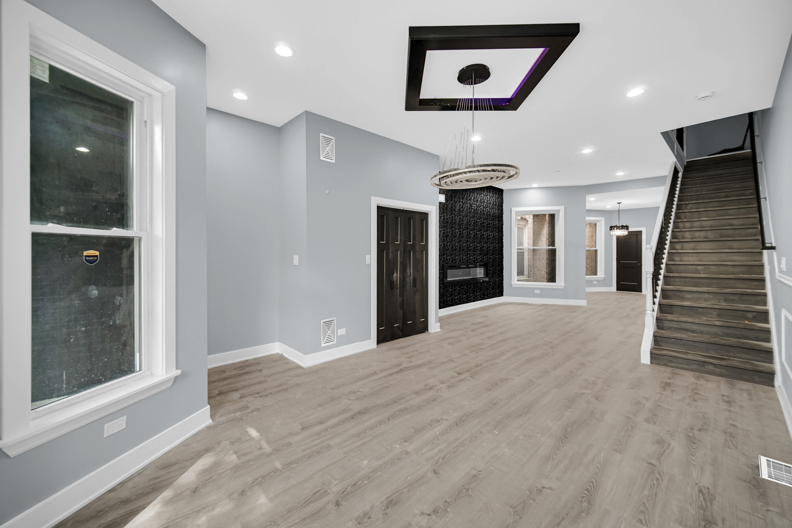 4343 South Ellis Avenue Chicago IL 60653