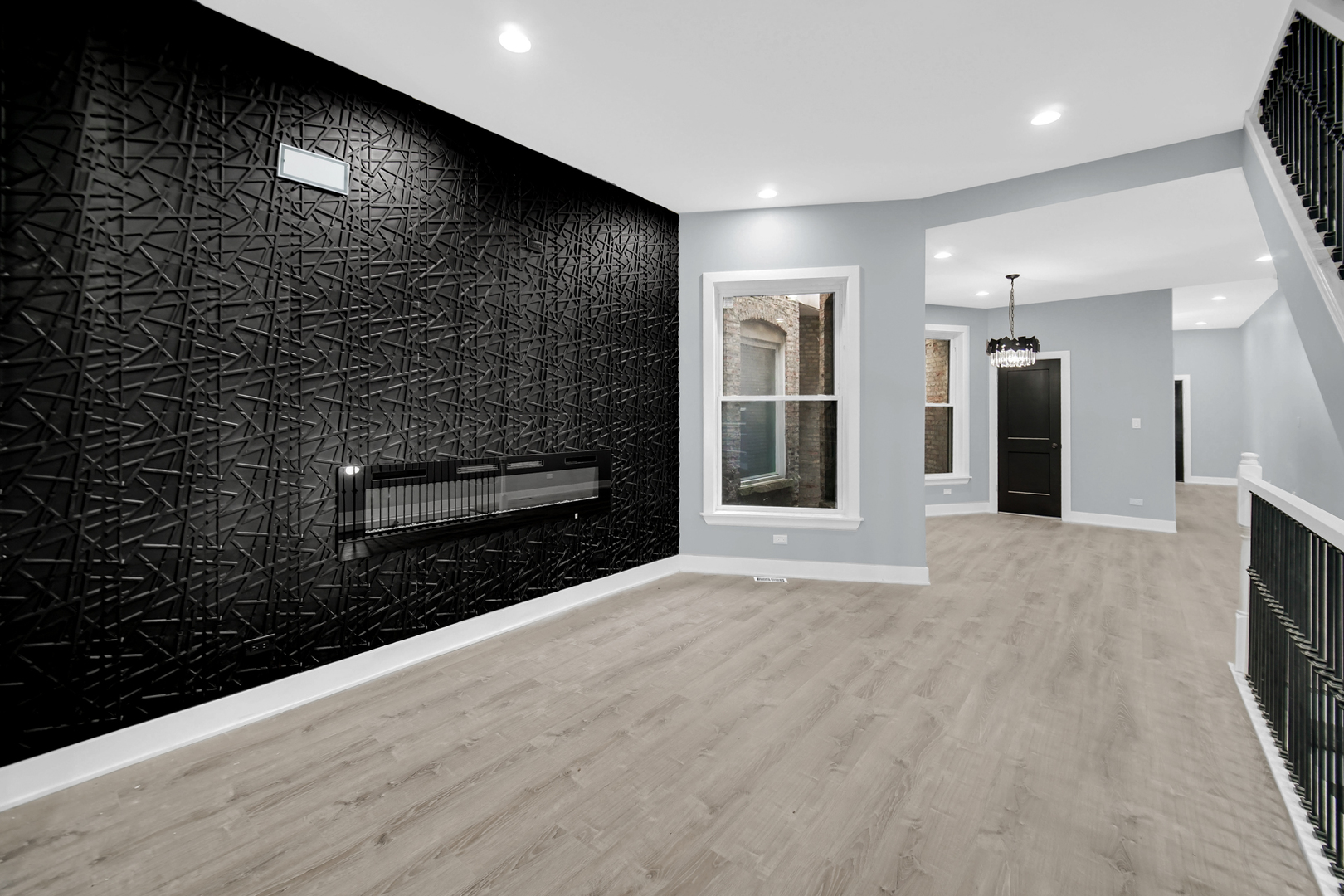 4343 South Ellis Avenue Chicago IL 60653