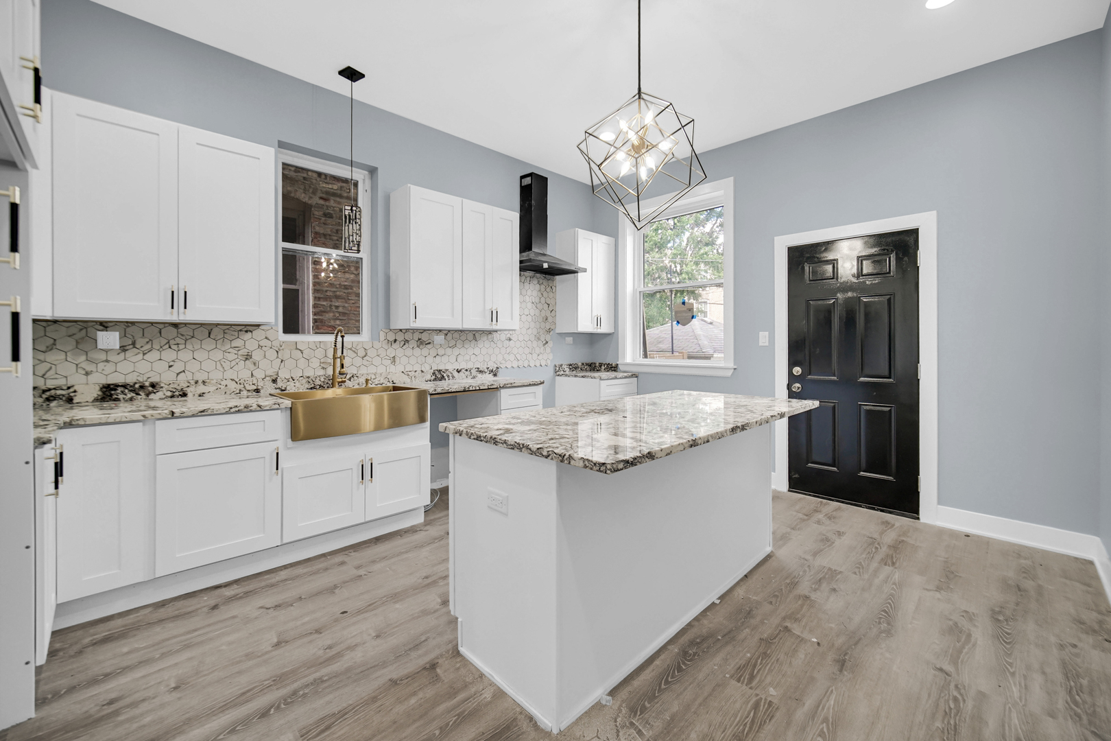 4343 South Ellis Avenue Chicago IL 60653