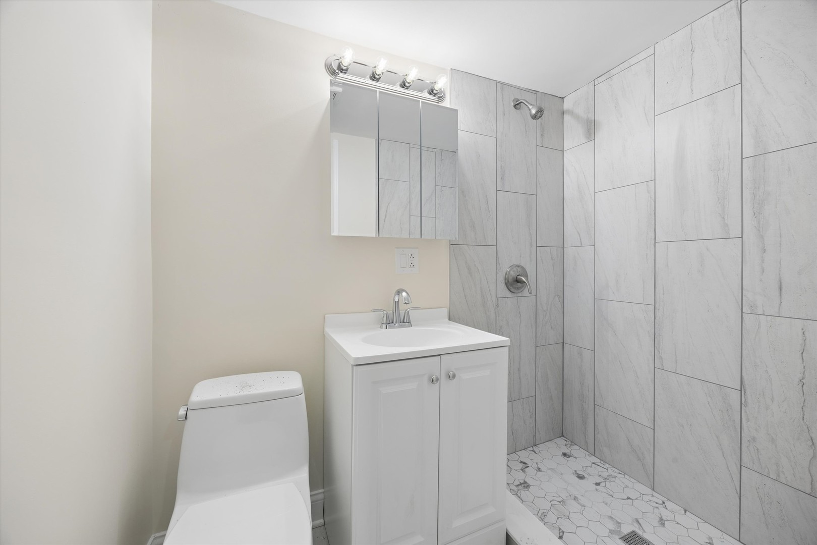 7845 South Ingleside Avenue Chicago IL 60619