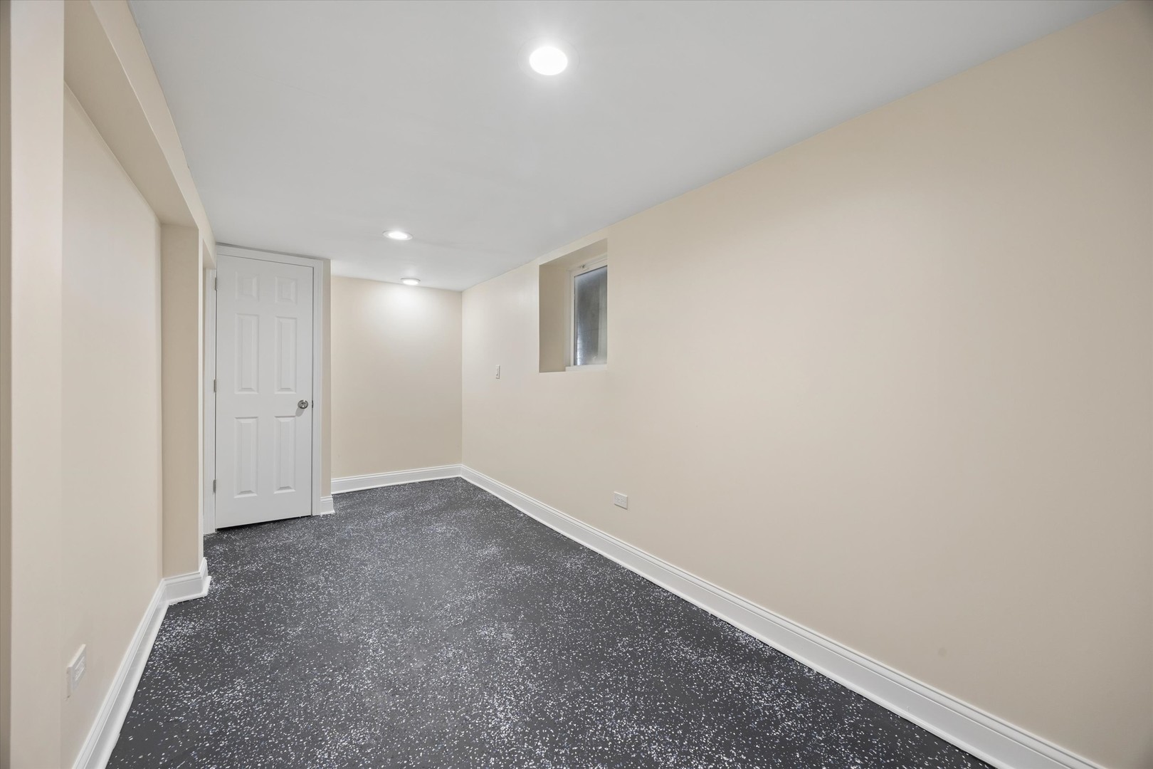 7845 South Ingleside Avenue Chicago IL 60619