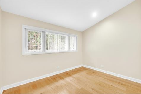 9454 Meadow Lane Des Plaines IL 60016