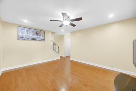 9454 Meadow Lane Des Plaines IL 60016