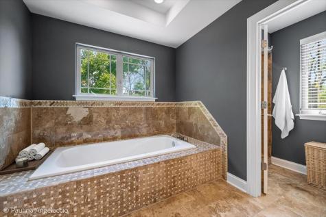 443 June Terrace Barrington IL 60010