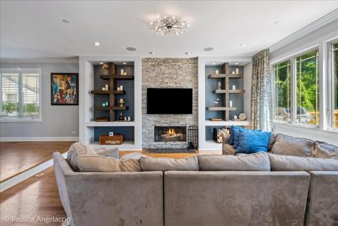 443 June Terrace Barrington IL 60010