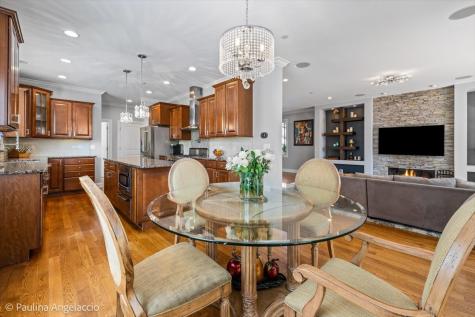 443 June Terrace Barrington IL 60010