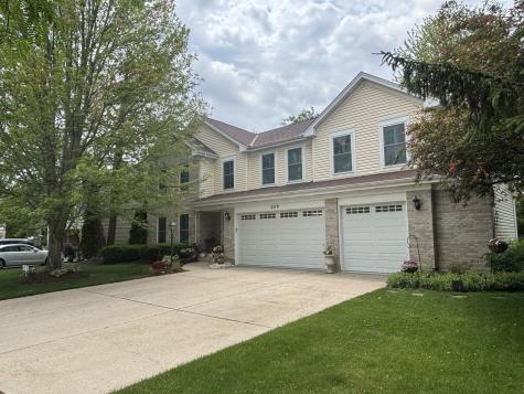 2219 Barrett Drive Algonquin IL 60102